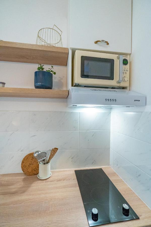 Starry Night Studio Apartment リエカ エクステリア 写真